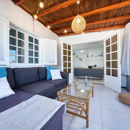 Casa Atassara - 500m To The Beach, Ping-pong And Foosball By Lanzarote Puerto del Carmen (Lanzarote)