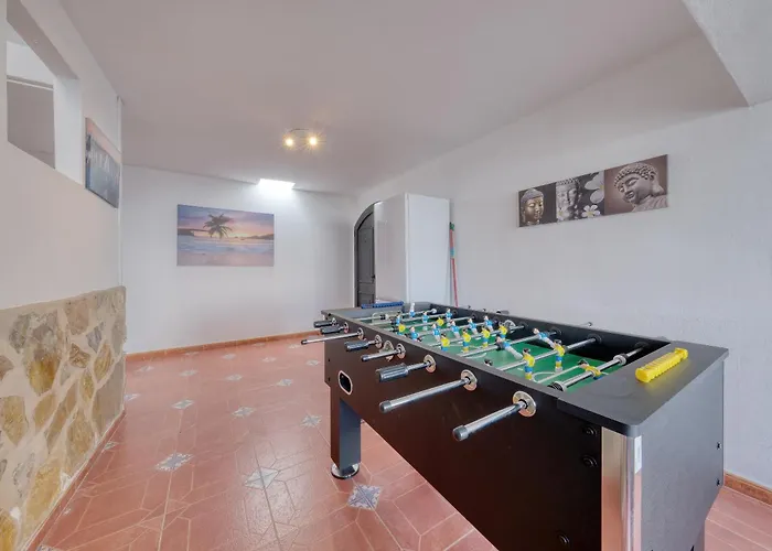 Semesterbostad Casa Atassara - 500m To The Beach, Ping-pong And Foosball By Lanzarote