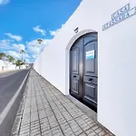 Casa Atassara - 500m To The Beach, Ping-pong And Foosball By Lanzarote 卡门港