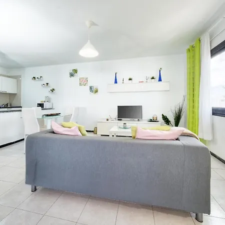 Casa Atassara - 500m To The Beach, Ping-pong And Foosball By Lanzarote * Puerto del Carmen (Lanzarote)