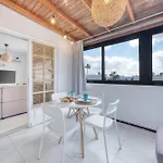 Будинок відпочинку Casa Atassara - 500m To The Beach, Ping-pong And Foosball By Lanzarote